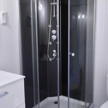 Appartement Zenkaserenity- 5min Centre A29-26, Ferme Moderne Saint-Quentin (Aisne)